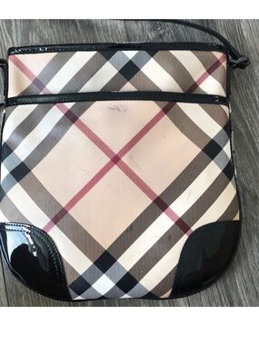 Burberry Dryden Nova Check Beige Interior with Black  patent Trim shoulder bag